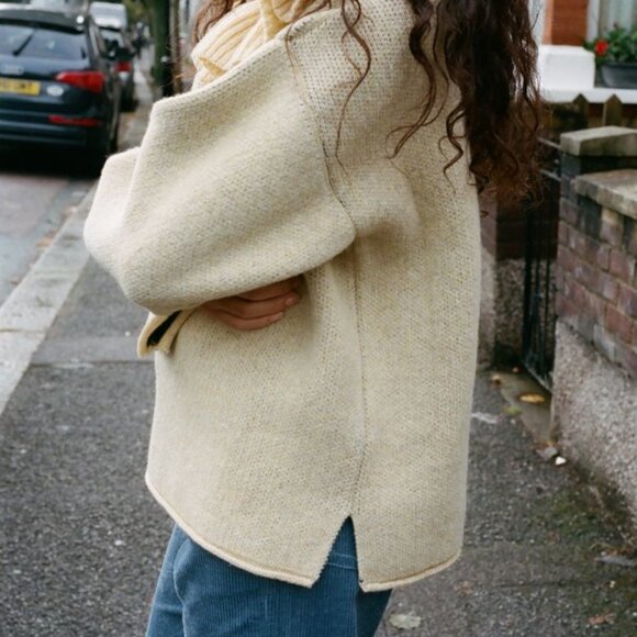 CAWLEY STUDIO Lambswool Ruffle Jumper in Navy, Small, New Condition - Picture 6 of 12